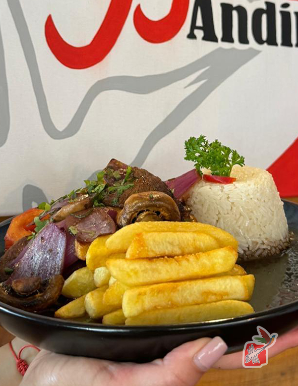 Lomo saltado